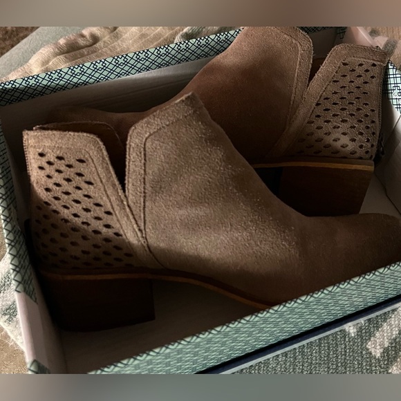 Susina Blakey Booties - Picture 3 of 3